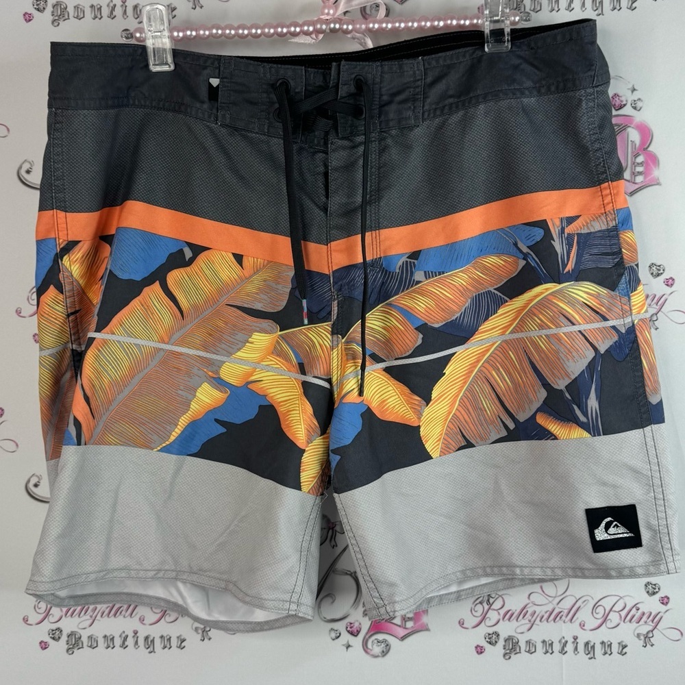 Quiksilver shorts swim trunks swimming pool Tropical Gray Orange Board Shorts